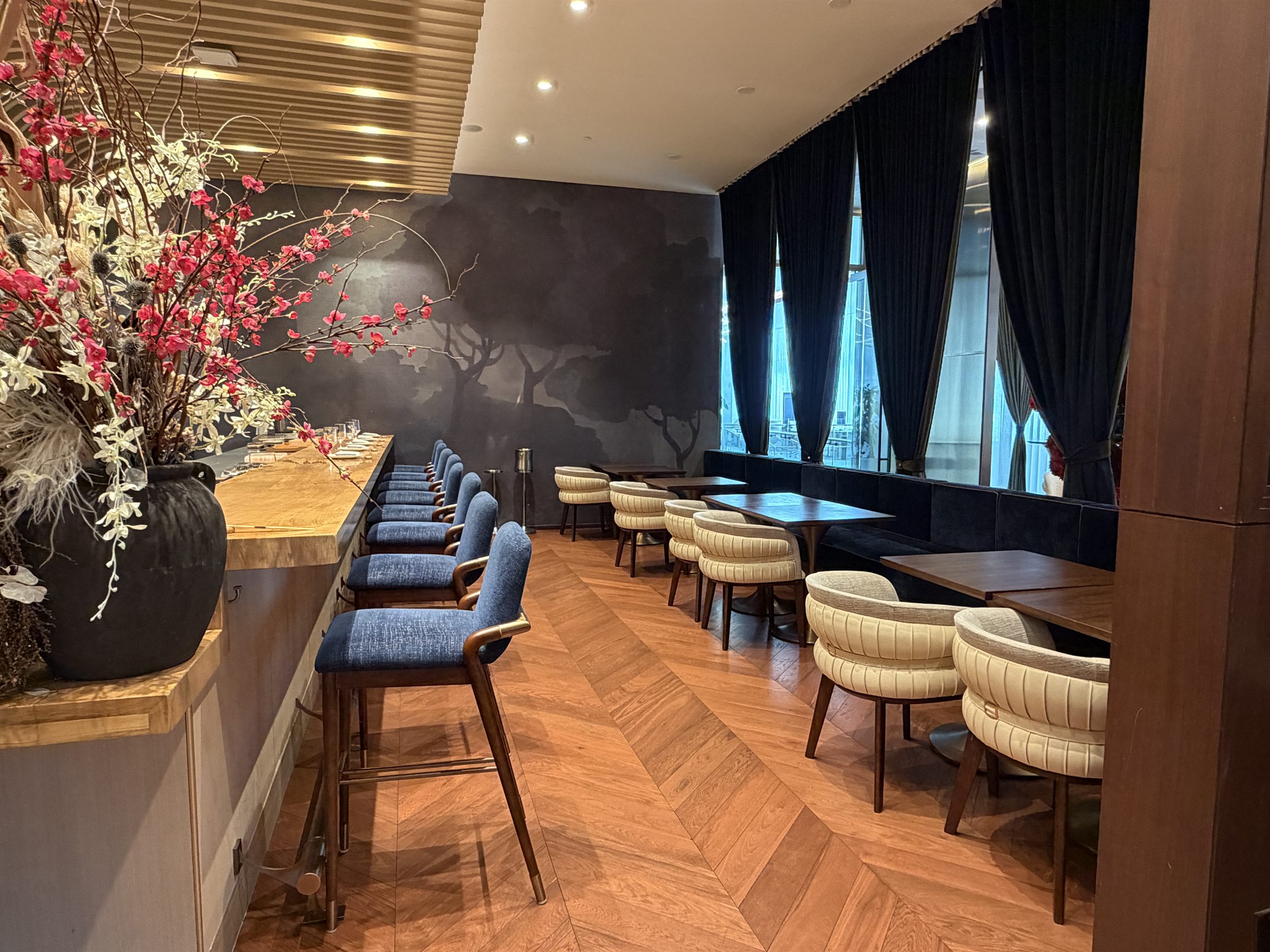 Blu Ember lounge seating and bar atmosphere